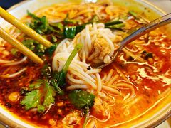 -叁窝雀·云南小锅米线(万象汇店)