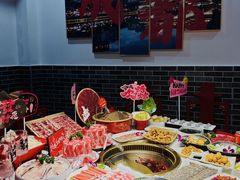 -欠火锅·水牛毛肚·团建聚餐·生日宴(何山路店)