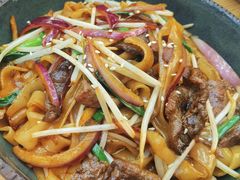 干炒牛河-潮粥荟·潮汕砂锅粥(朝阳大悦城店)