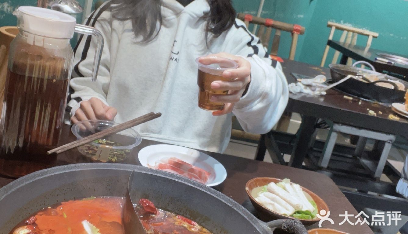 武汉正宗的重庆社区老火锅！