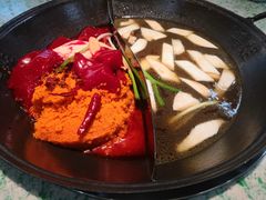 -鸿姐老火锅(疁城新天地店)