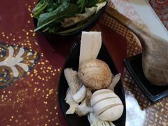 -丽江庭院·云南野生菌·海鲜火锅(鼓楼四合院店)