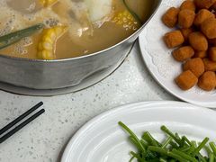 -肥仔文澳门猪骨煲(南京西路店)