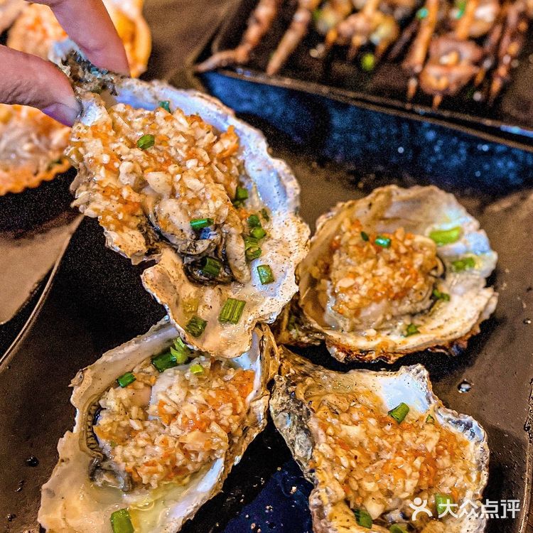 三亚美食｜来三亚旅游必吃的海边平价烧烤🦪