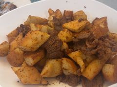 -汗腾格里·风味餐厅(新疆驻京办店)