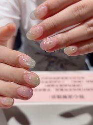 -丽心自助美甲美睫