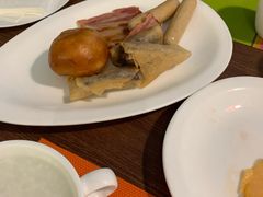 -珠海拱北口岸希尔顿欢朋酒店