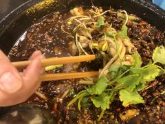 -鸿顺老铁锅美蛙鱼府(解放碑店)