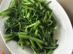 -新峰肉骨茶