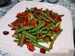 干煸四季豆-巴扎美食·新疆菜·西域歌舞表演餐厅(新疆大厦店)