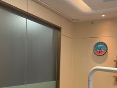 -上海仁爱医院口腔科 · 种植