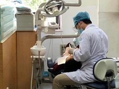 -浙江大学医学院附属口腔医院湖滨（延安）院区