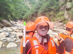 -雅鲁激流探险漂流