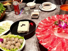 -德天肥牛海鲜火锅(城西银泰店)