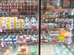 零售区-味多美(民星路店)