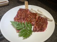 和牛上脑-正苑26年海鲜烤肉•牛尾汤汤饭(东港店)