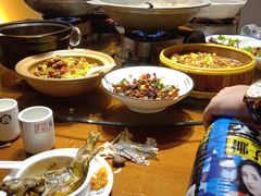 -钵家大院·地道湖北菜(江夏·大花岭店)