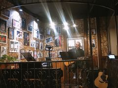 -麦落精酿啤酒餐吧(先农大院店)