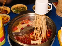 -马路边边麻辣烫联盟路店