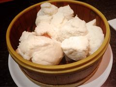 蜜汁叉烧包-老广酒楼(樱花店)