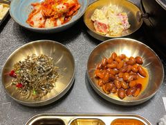 -草家酱蟹炭火烤肉店(珲春南路二店)