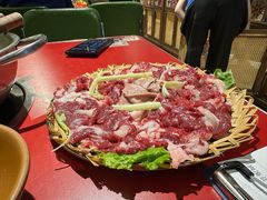 8两鲜肉（偏瘦）-潮汕·草根牛肉档(上海荟聚城市集市店)