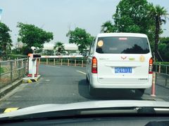 -复旦大学附属华山医院北院-停车场