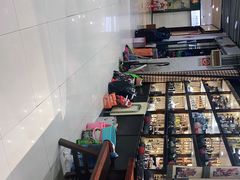 -上海亚太新阳服饰礼品市场