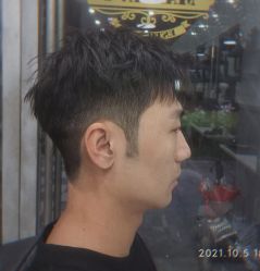 -MARTIN'S BARBER SHOP男士理发馆