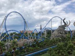 -七彩云南欢乐世界