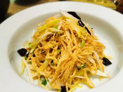 -金牌老碗时尚陕菜(王府井百货店)