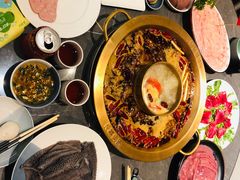 特色郡花-长嘉·河图火锅(长嘉汇江景旗舰店)