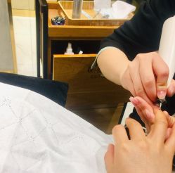 -悦指间美甲美睫