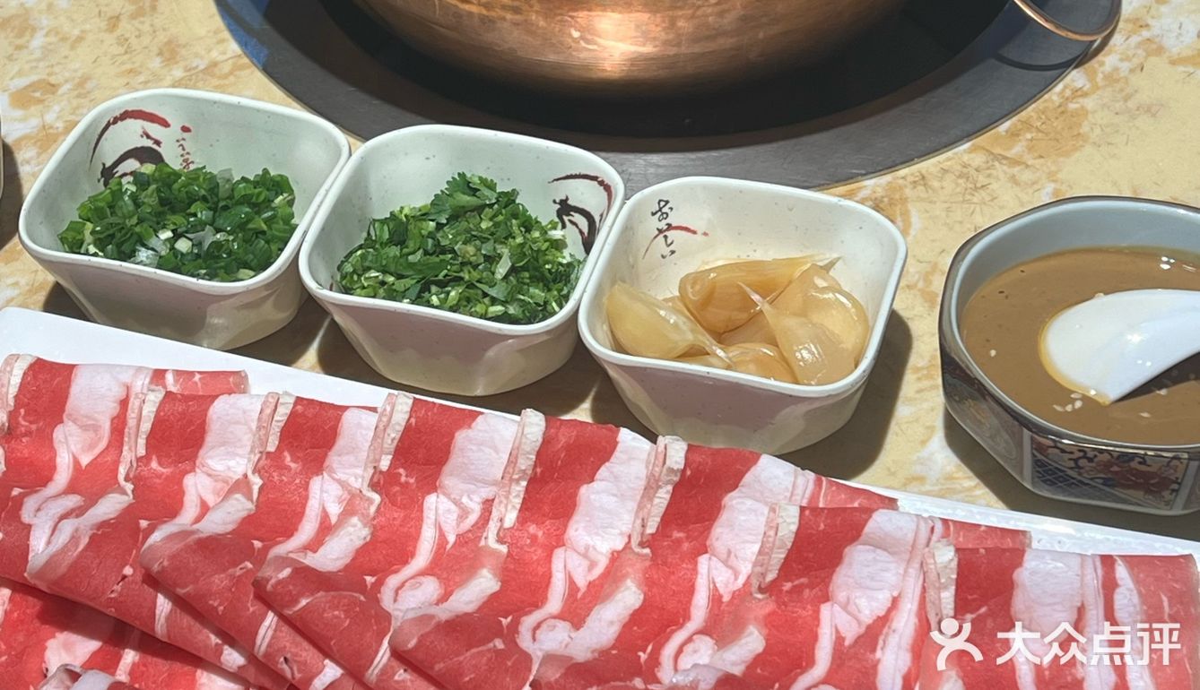 天冷就是要吃火锅，没想到东来顺中午就爆满