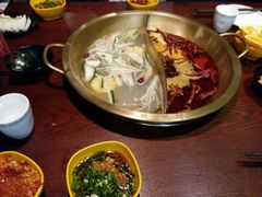 -重庆爽翻天老火锅(临平万达广场店)