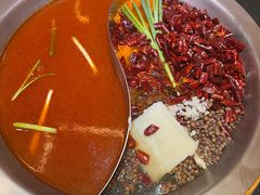 -沸炉重庆老火锅(军事博物馆店)