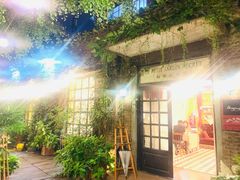 -秘密小花园(第三中学店)