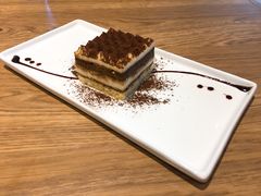 -必胜客(新中纬店)