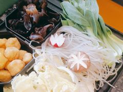 -一席地·本地鸡窝·杭帮鸡火锅(萧山银隆百货店)