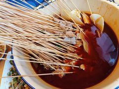 -拈签一笑黄牛肉辣卤串串