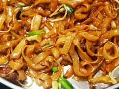 干炒牛河-牛一煲美食(江高店)