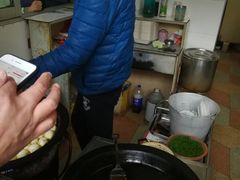 -老字号眼镜子煎包汤包店