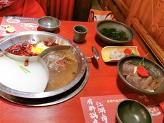 -谭鸭血老火锅·匠心(环球港旗舰店)