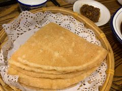 土家薄脆饼-富正毅三下锅·湘西韵味(天门山索道店)