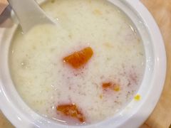 木瓜牛奶燕窩-森记港式甜品(怡丰苑店)