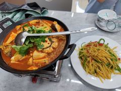 -万佛湖许老大铁锅鱼(黑金冠店)