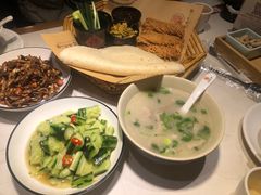 -丁里羊肉小镇(天鹅湖总店)
