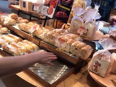 全麦吐司切片-西村叔叔的店·面包·甜品·蛋糕(清河万象汇店)