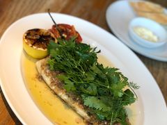 -ROAST coffee & eatery