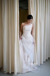 点击看大图 -GODDESS WHITE婚纱礼服(鹏城动力大厦店)